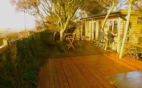 Sunset Lodge